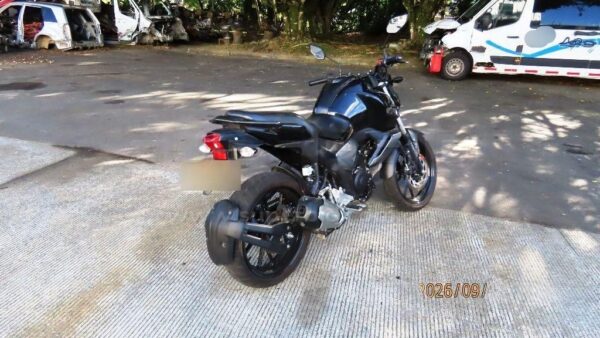 YAMAHA FZ15 MODELO 2026
